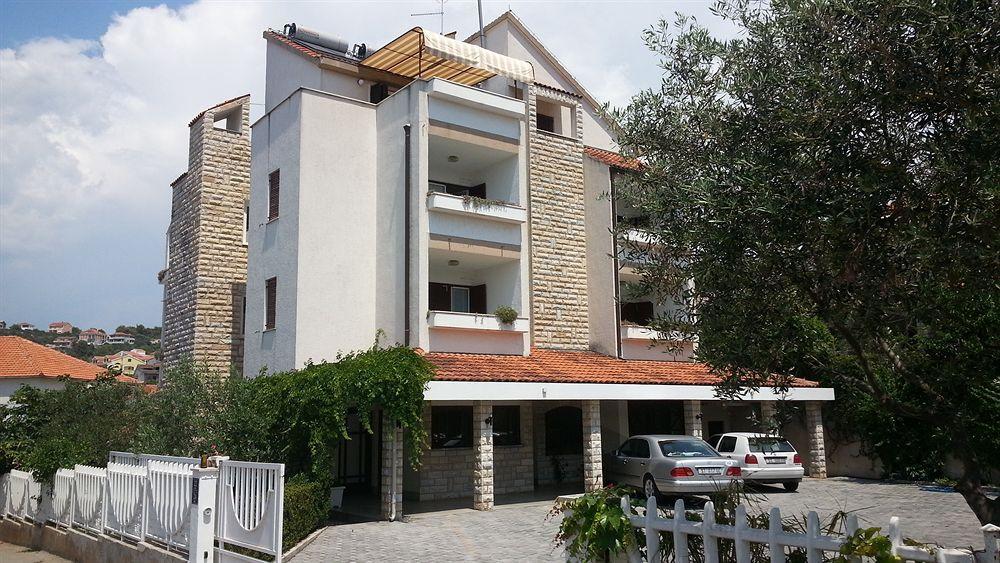 Apartments Vojin Trogir Luaran gambar