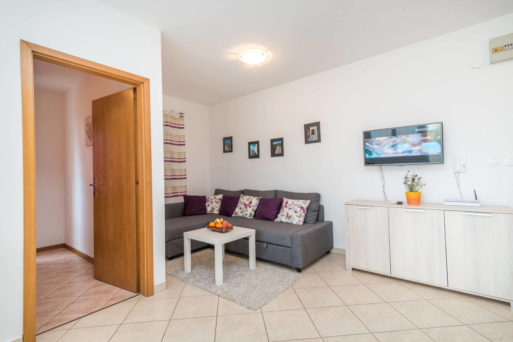 Apartments Vojin Trogir Luaran gambar