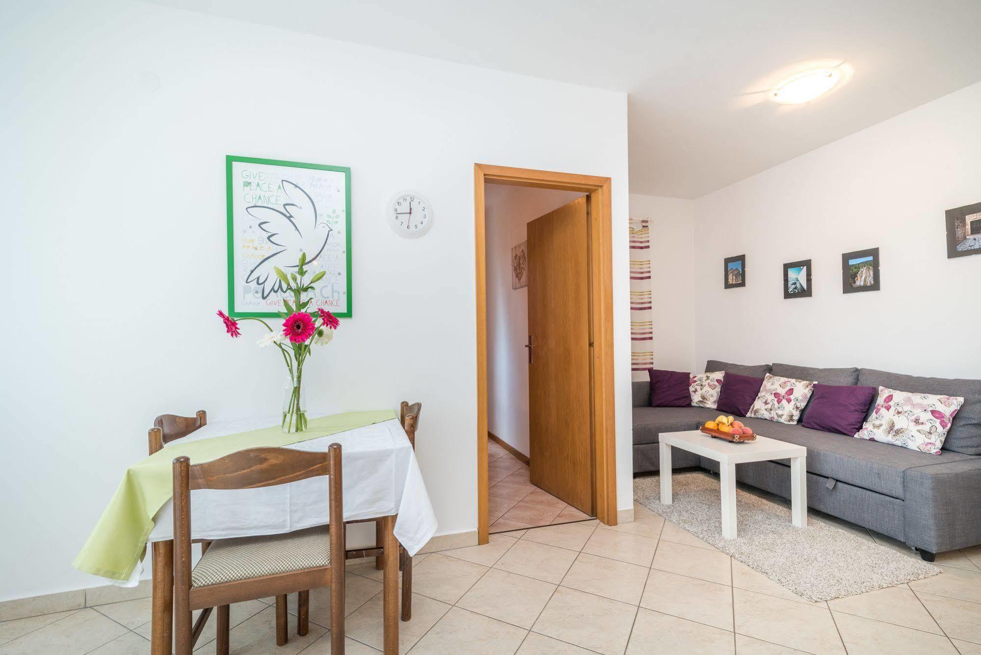 Apartments Vojin Trogir Luaran gambar