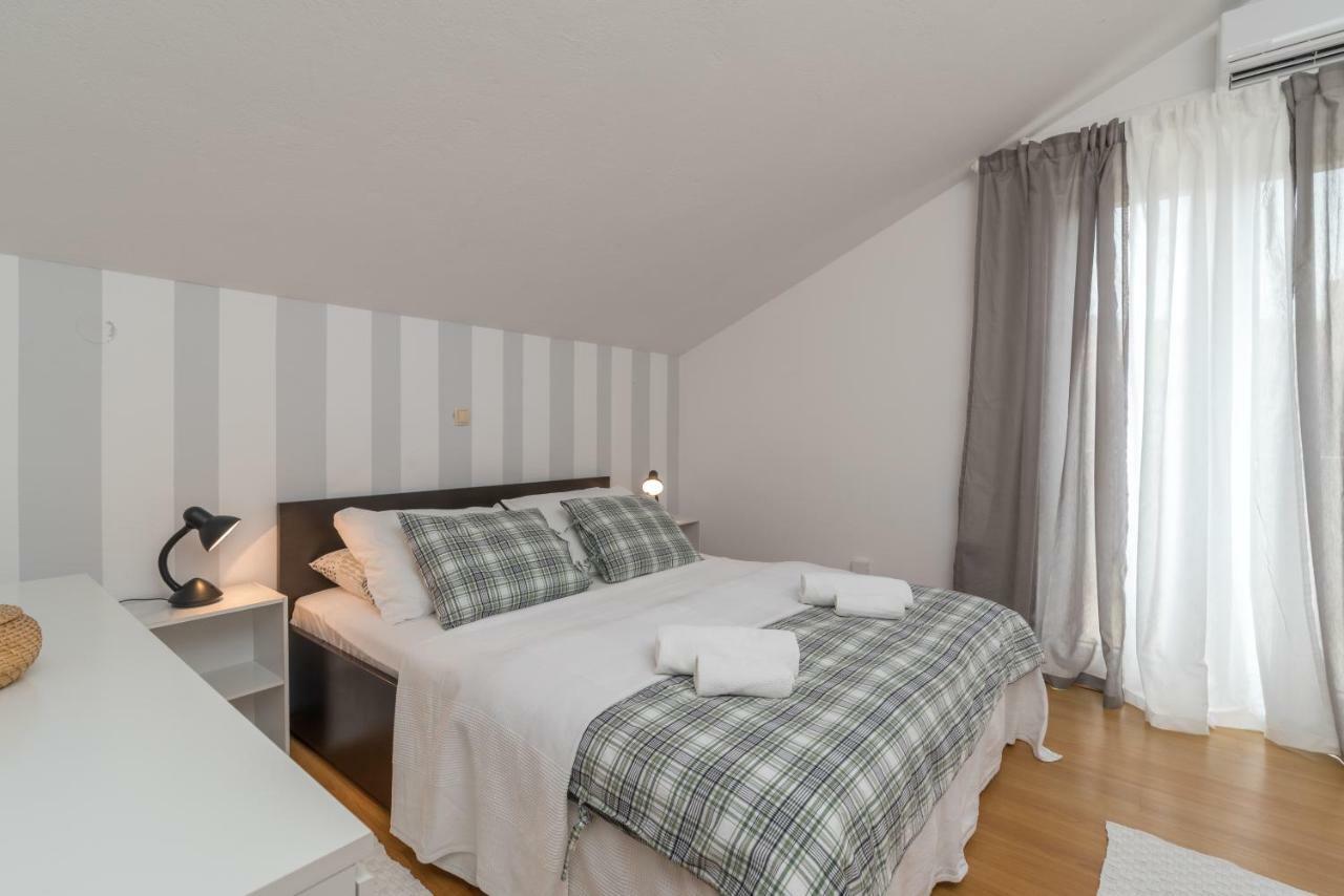 Apartments Vojin Trogir Luaran gambar