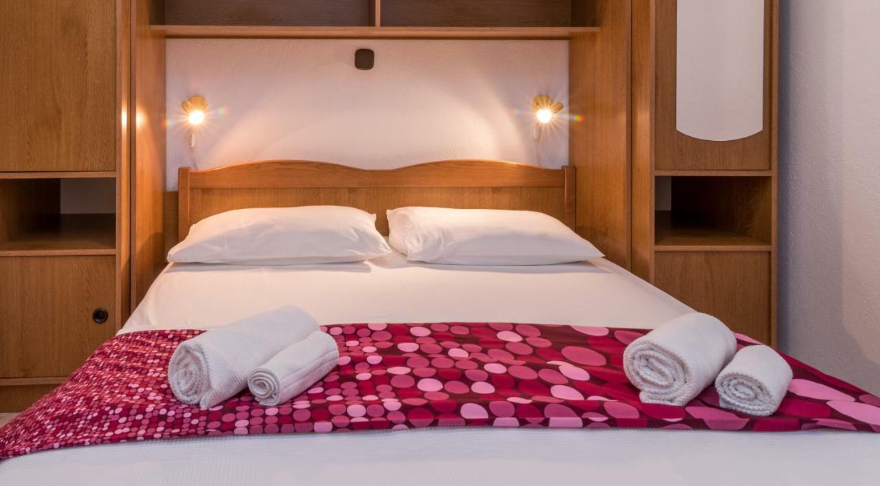 Apartments Vojin Trogir Luaran gambar