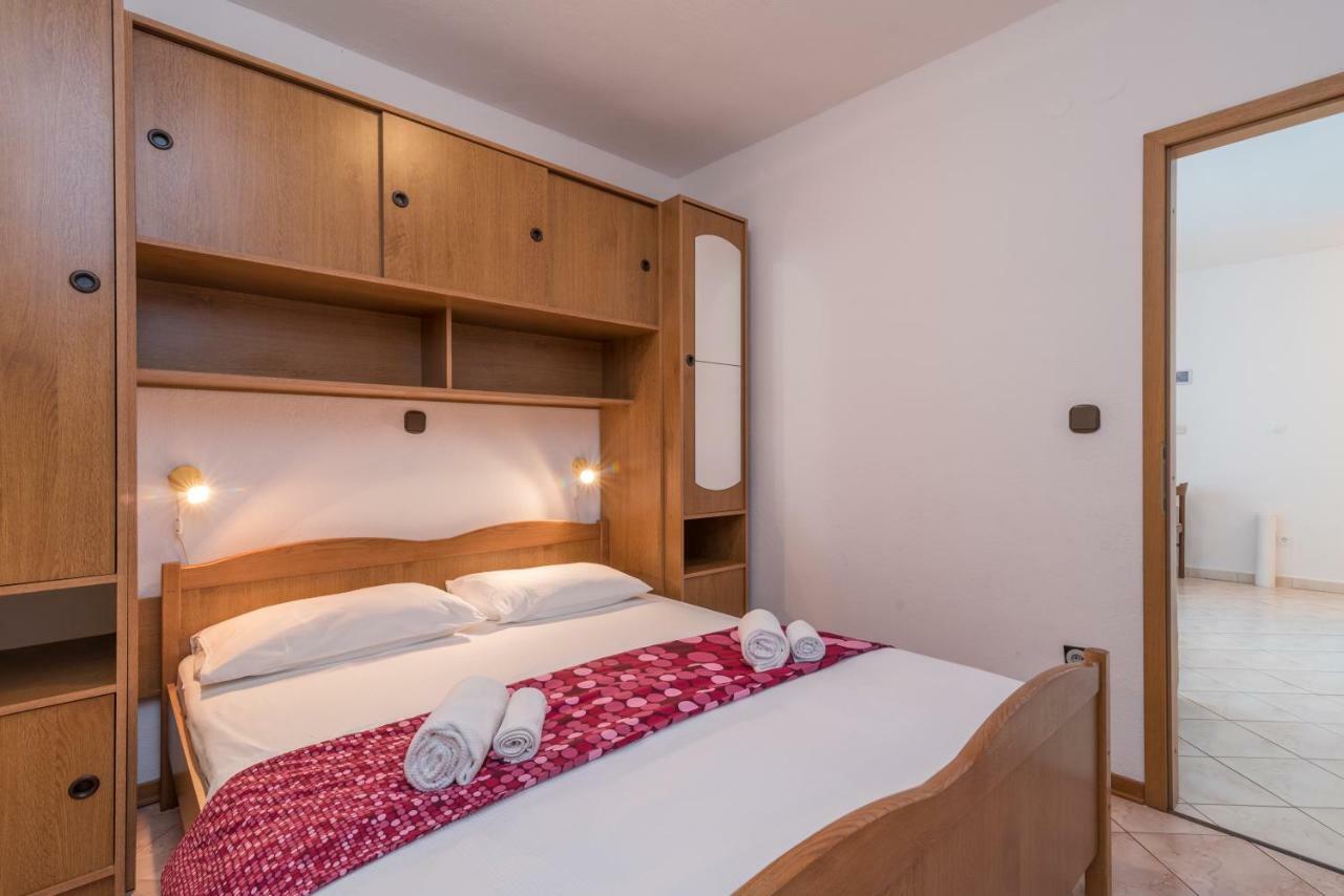 Apartments Vojin Trogir Luaran gambar