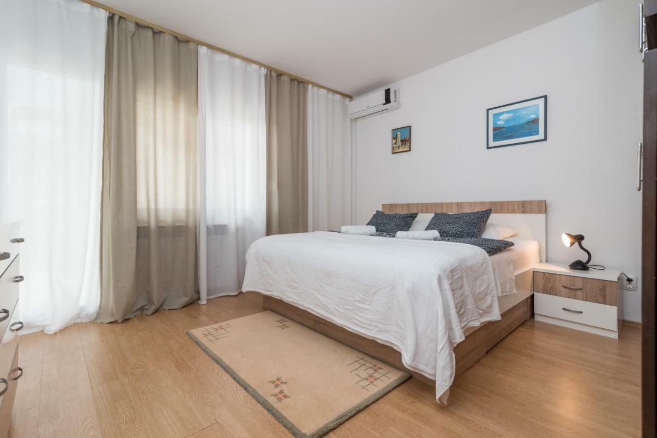 Apartments Vojin Trogir Luaran gambar