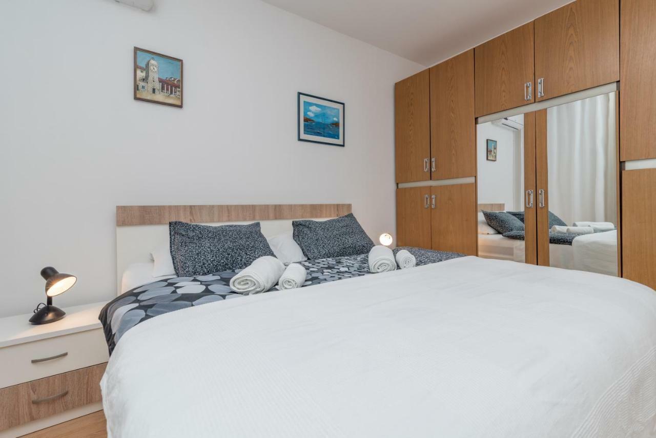 Apartments Vojin Trogir Luaran gambar