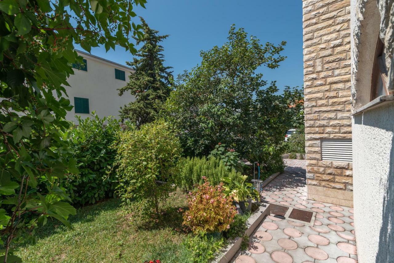 Apartments Vojin Trogir Luaran gambar
